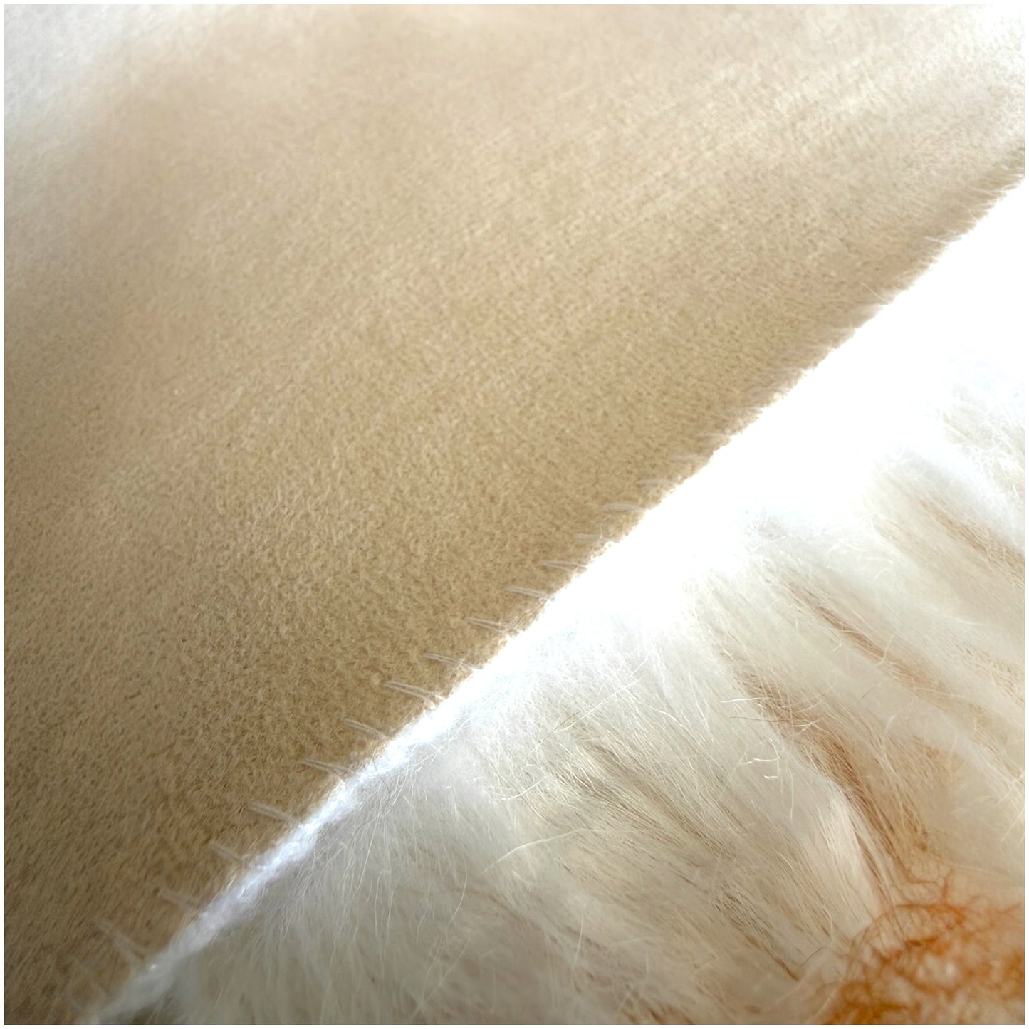 Ultra-Fluffy Faux Fur Rug– Ivory with Caramel Tips (120 × 180cm, 7 cm Pile)