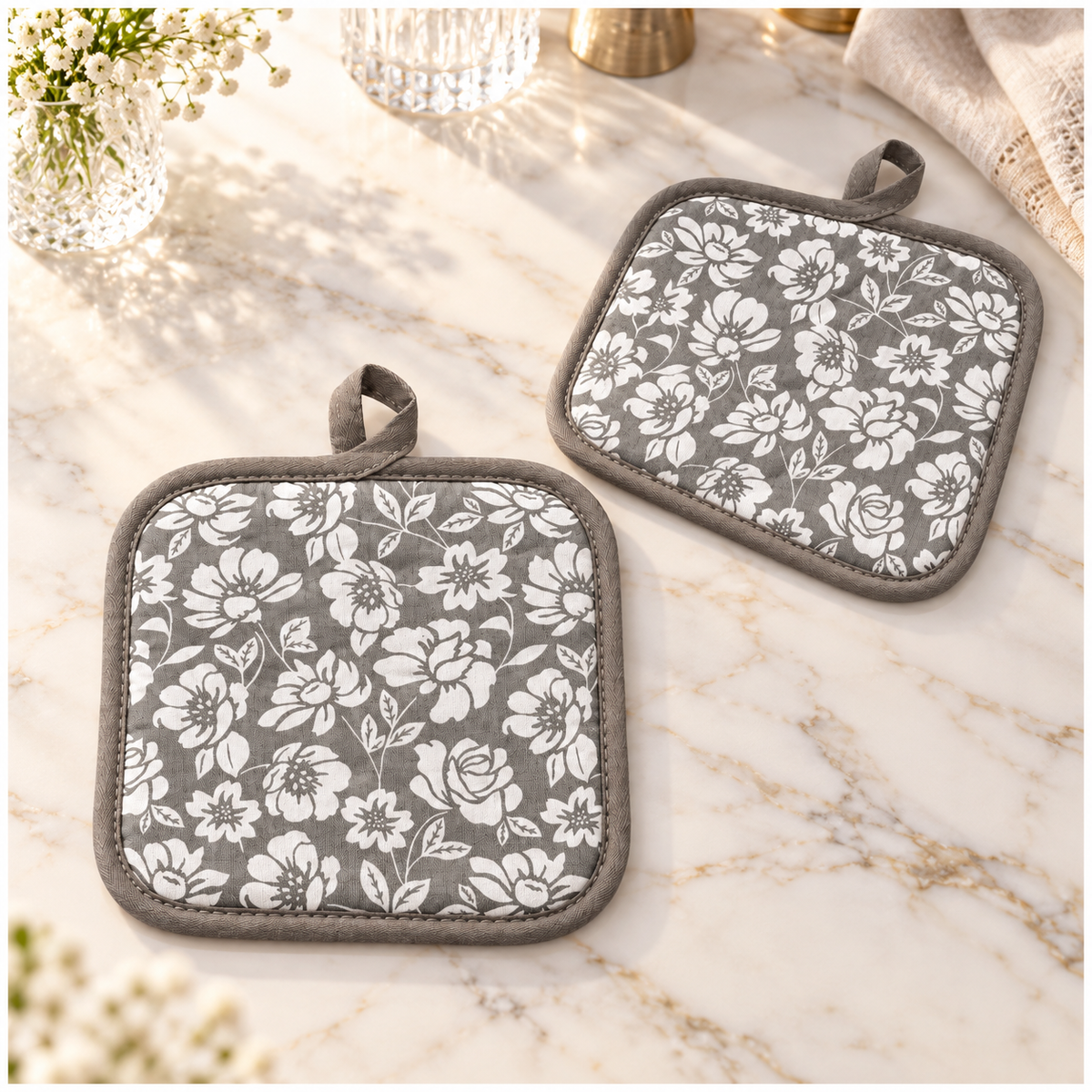 Essential Heat-Resistant Cotton Potholder Set of 2 – Grey and White - 20 cm