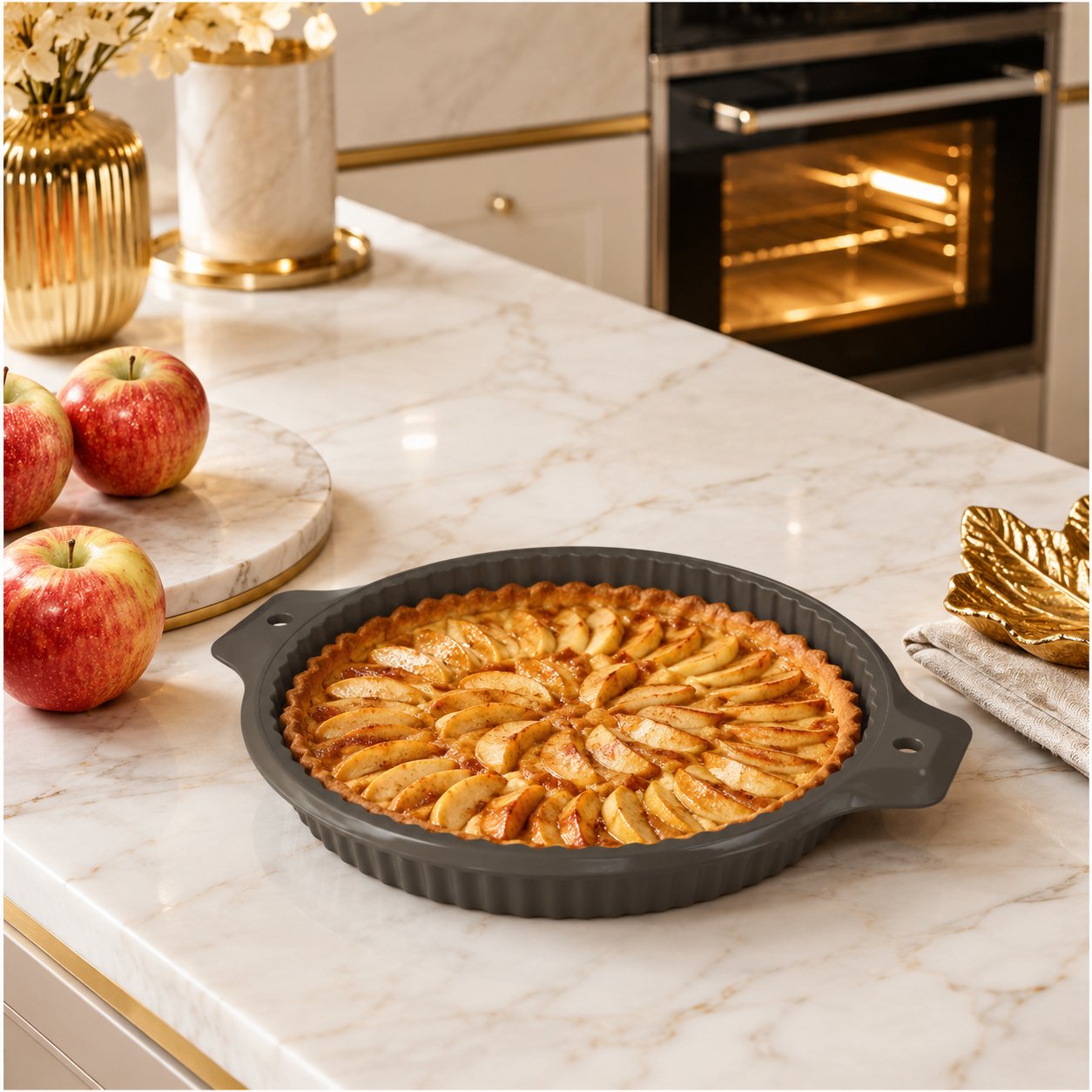 Essential Round Fluted Tart and Quiche Mold -33.4 x 28.3 x 3.2cm - BPA free