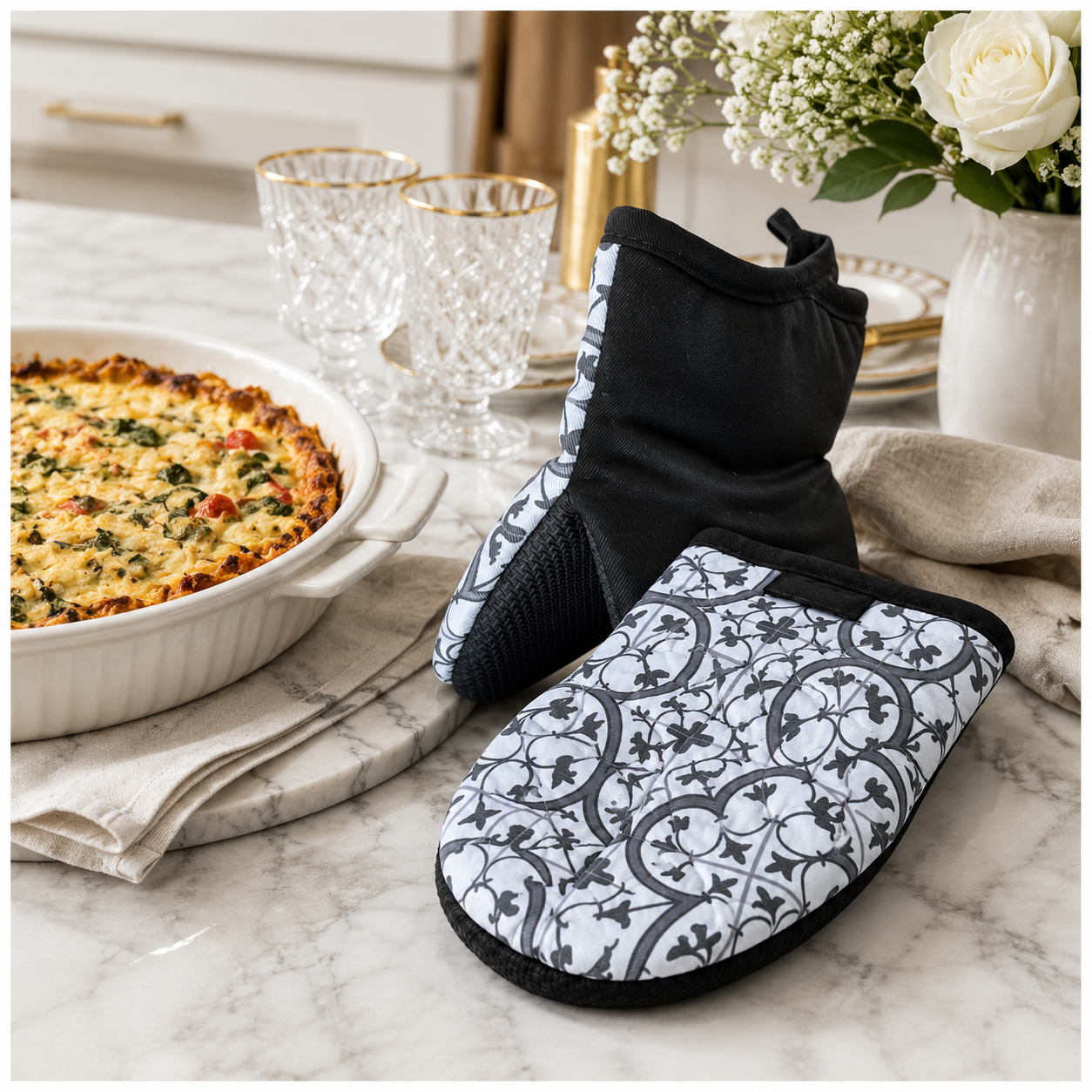 Non Slip 2-Piece Heat-Resistant Silicone Oven Mitt Set with Cotton Lining