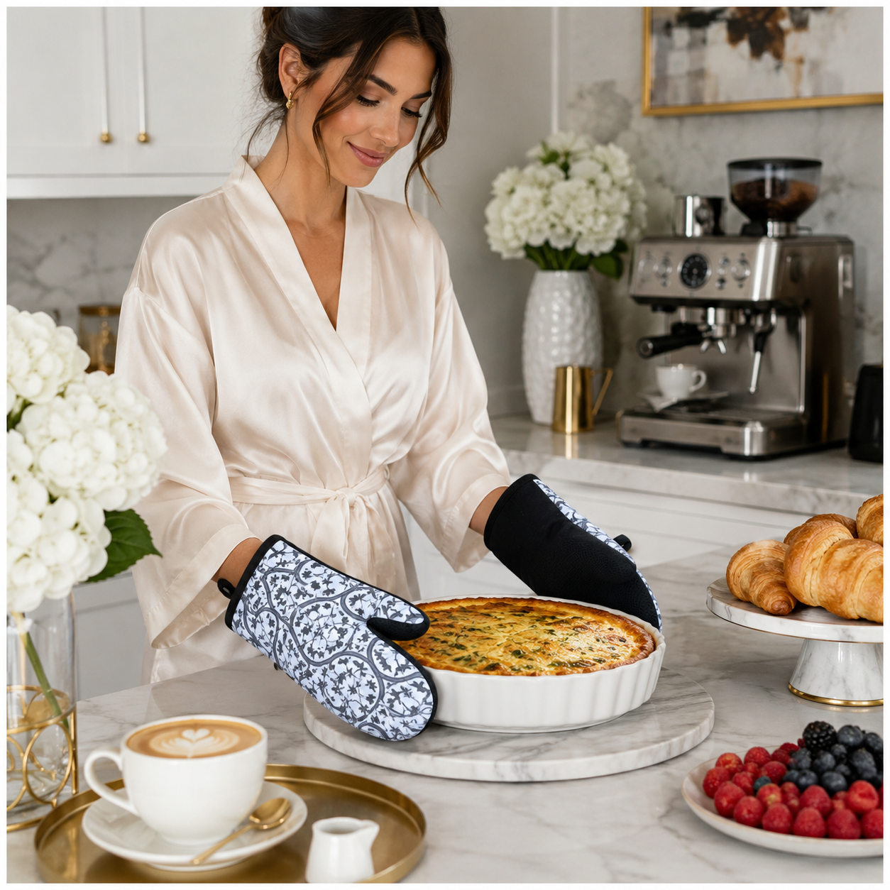 Non Slip 2-Piece Heat-Resistant Silicone Oven Mitt Set with Cotton Lining