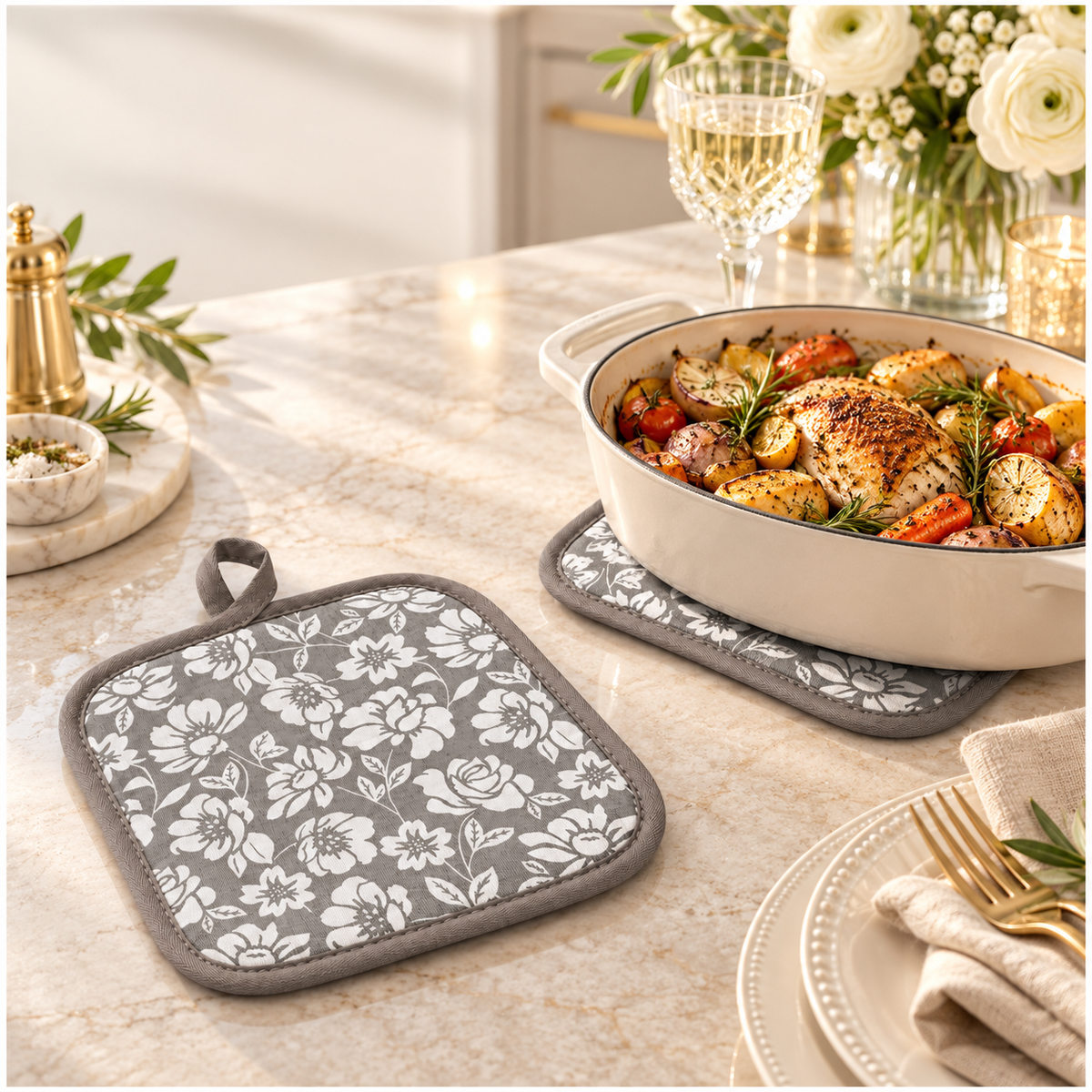 Essential Heat-Resistant Cotton Potholder Set of 2 – Grey and White - 20 cm
