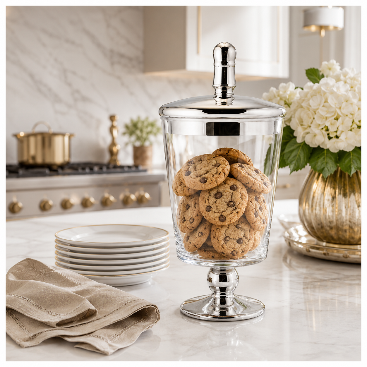 Elegant Decorative Glass Jar with Mirrored Silver Lid and base – 23.5cm