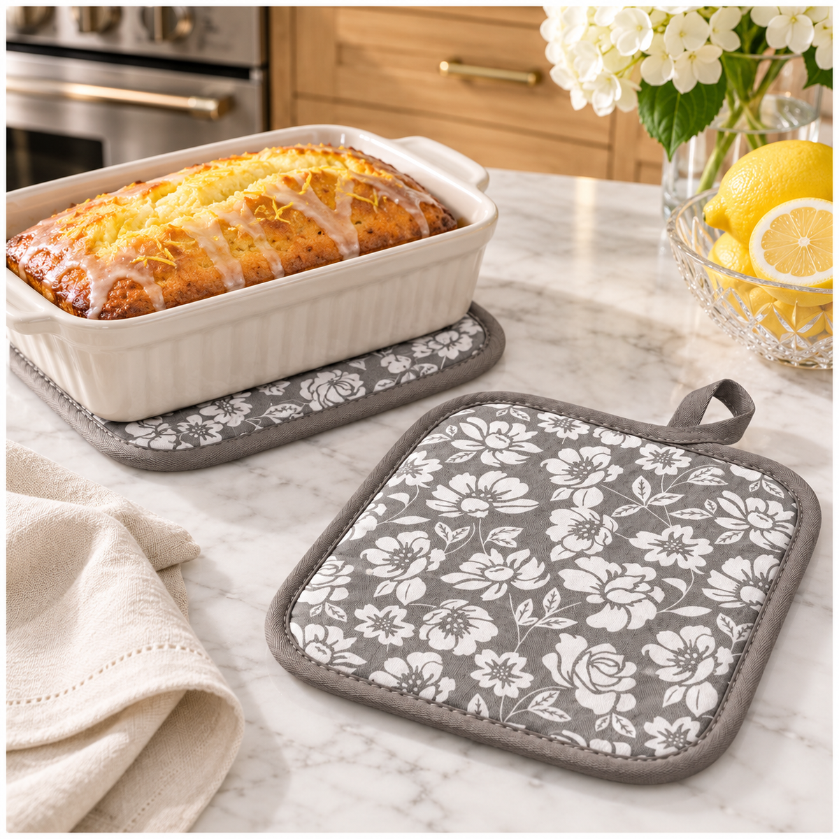 Essential Heat-Resistant Cotton Potholder Set of 2 – Grey and White - 20 cm