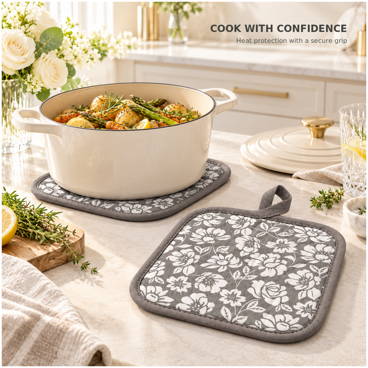Essential Heat-Resistant Cotton Potholder Set of 2 – Grey and White - 20 cm