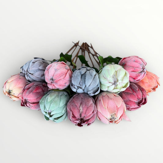 Protea Statement Bouquet – Luxury High End 12-Stem Decorative Arrangement
